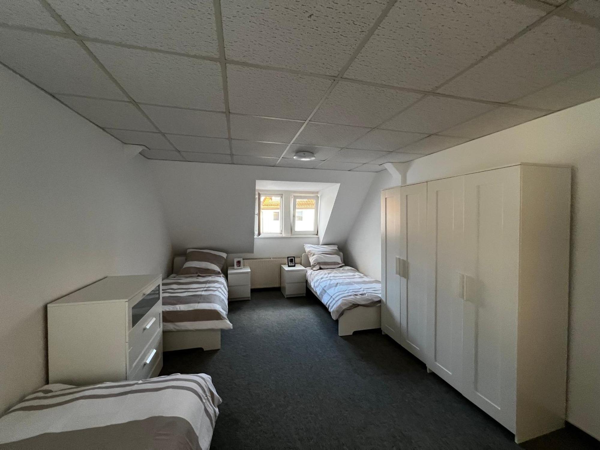Monteurzimmer Fuer 6-12 Personen In * Erfurt